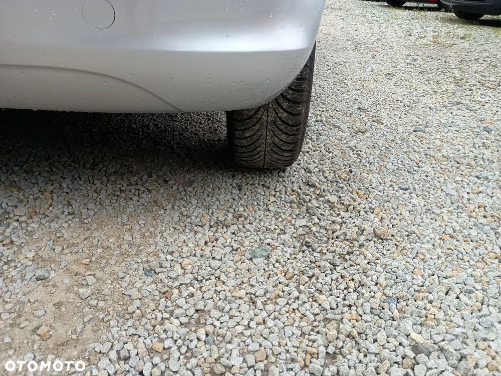 Opel Corsa 1.4 16V Edition 111 Jahre - 11