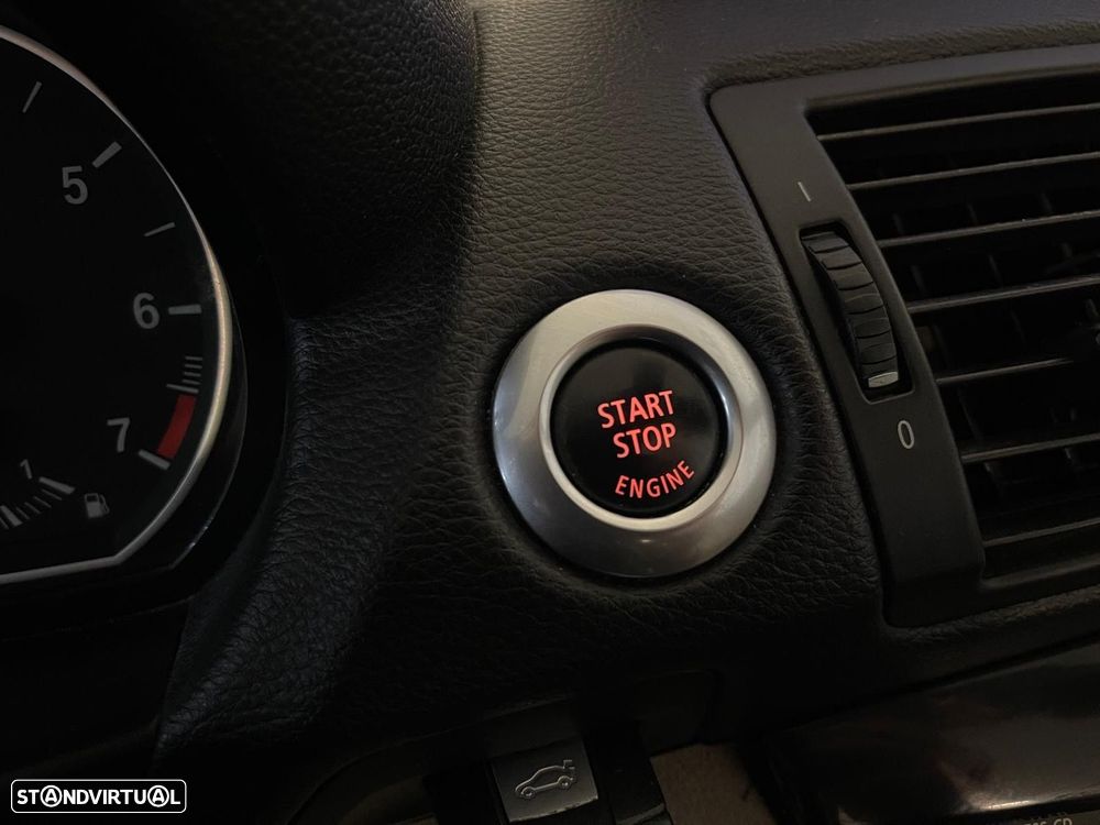 BMW 118 i Cabrio Auto - 30