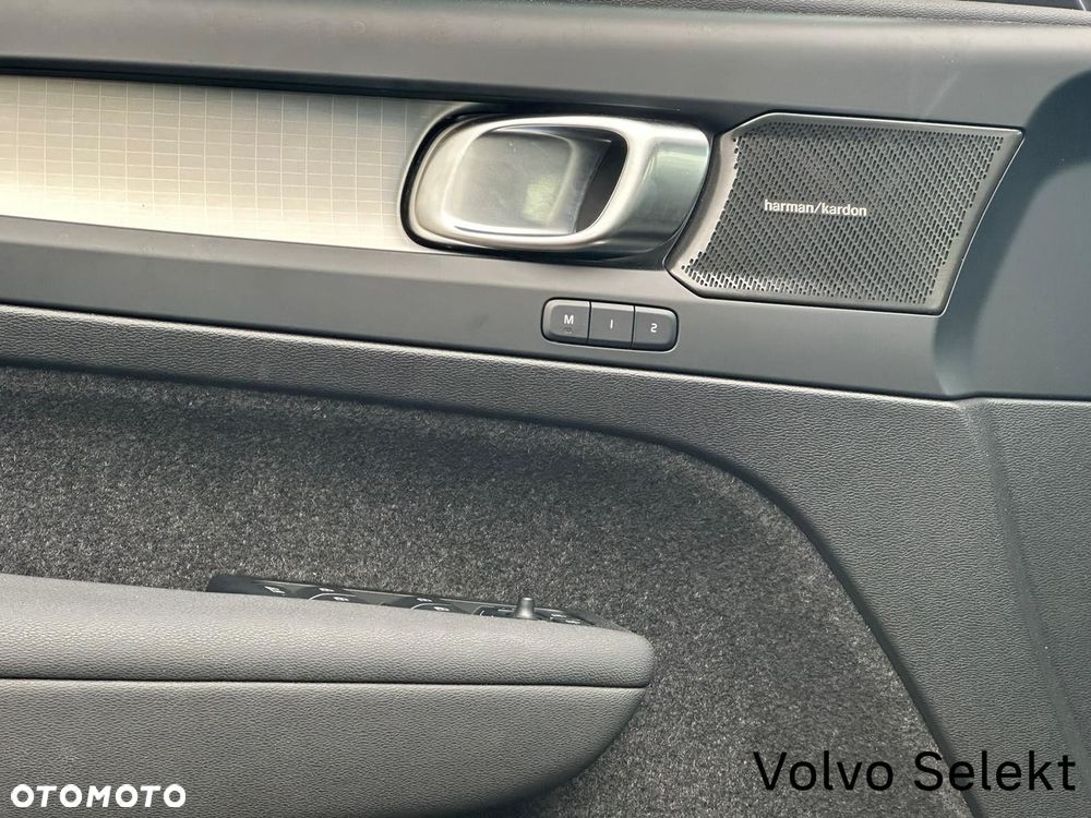 Volvo XC 40 - 21