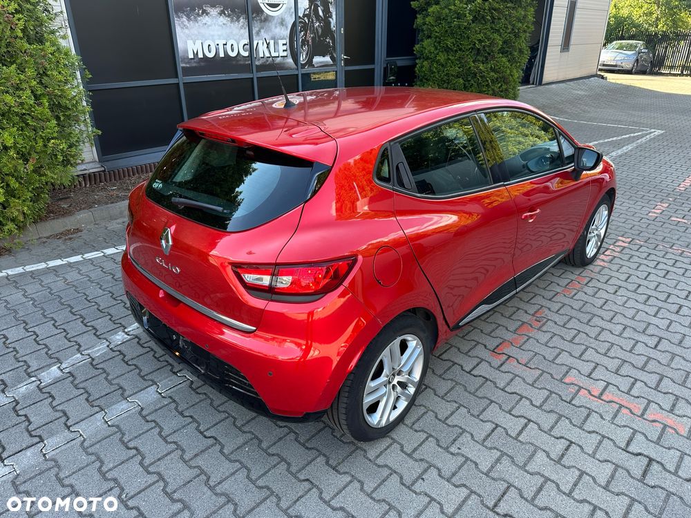 Renault Clio 1.2 16V 75 LIMITED - 4