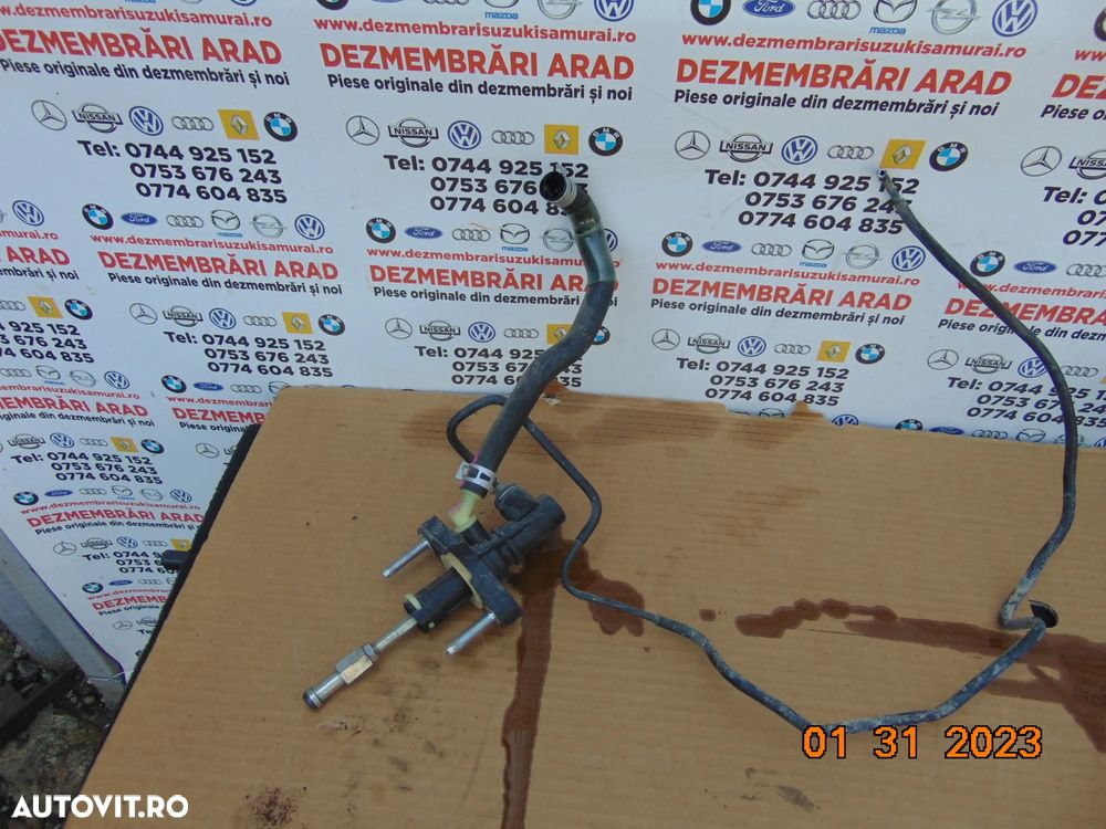 Pompa ambreiaj Toyota Yaris p13 dupa 2012 dezmembrez yaris 3 motor 1.0 manuala - 1