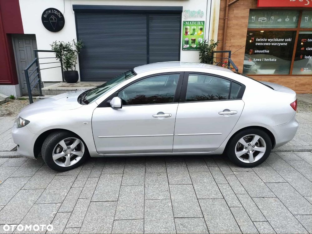 Mazda 3 - 3