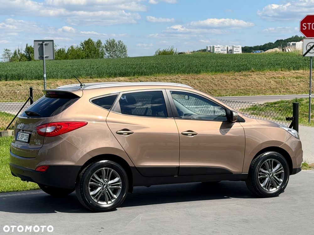 Hyundai ix35 1.7 CRDi 2WD Fifa World Cup Edition - 9