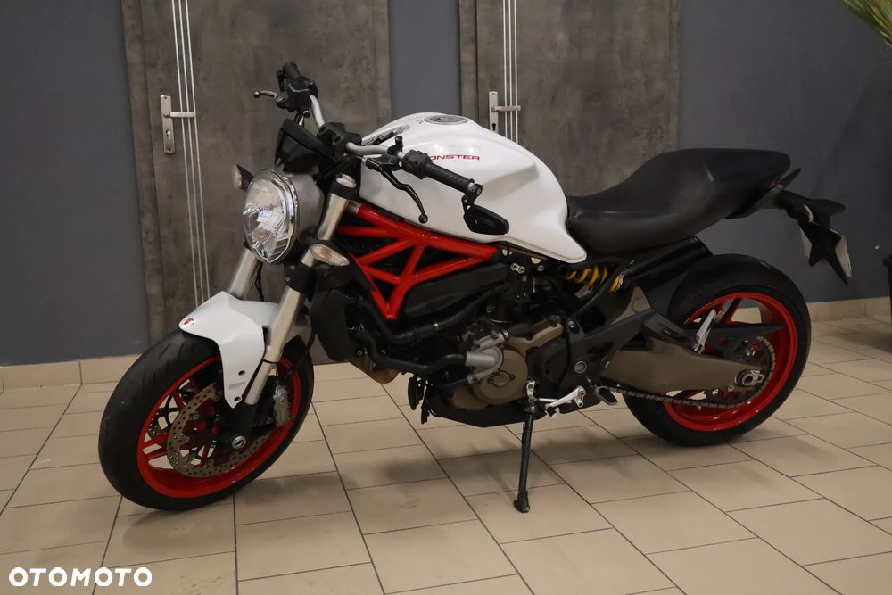 Ducati Monster - 20