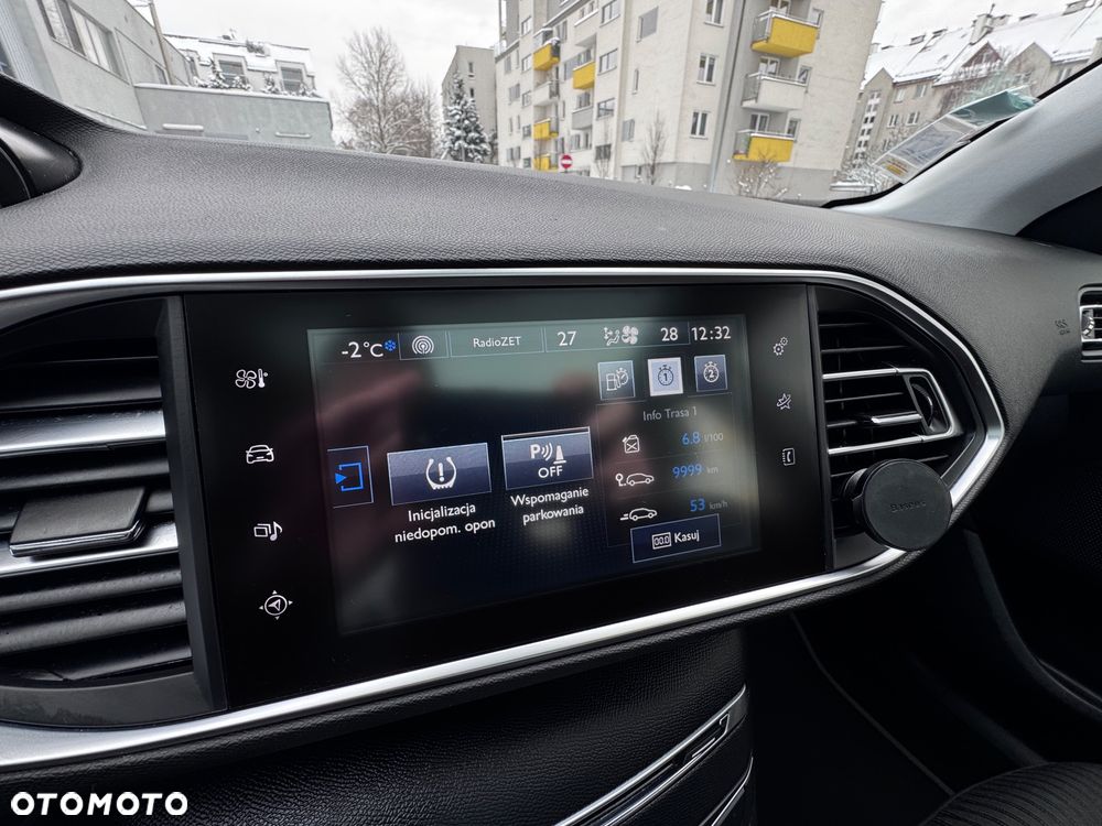 Peugeot 308 PureTech 130 GPF Stop & Start Active Business-Paket - 21