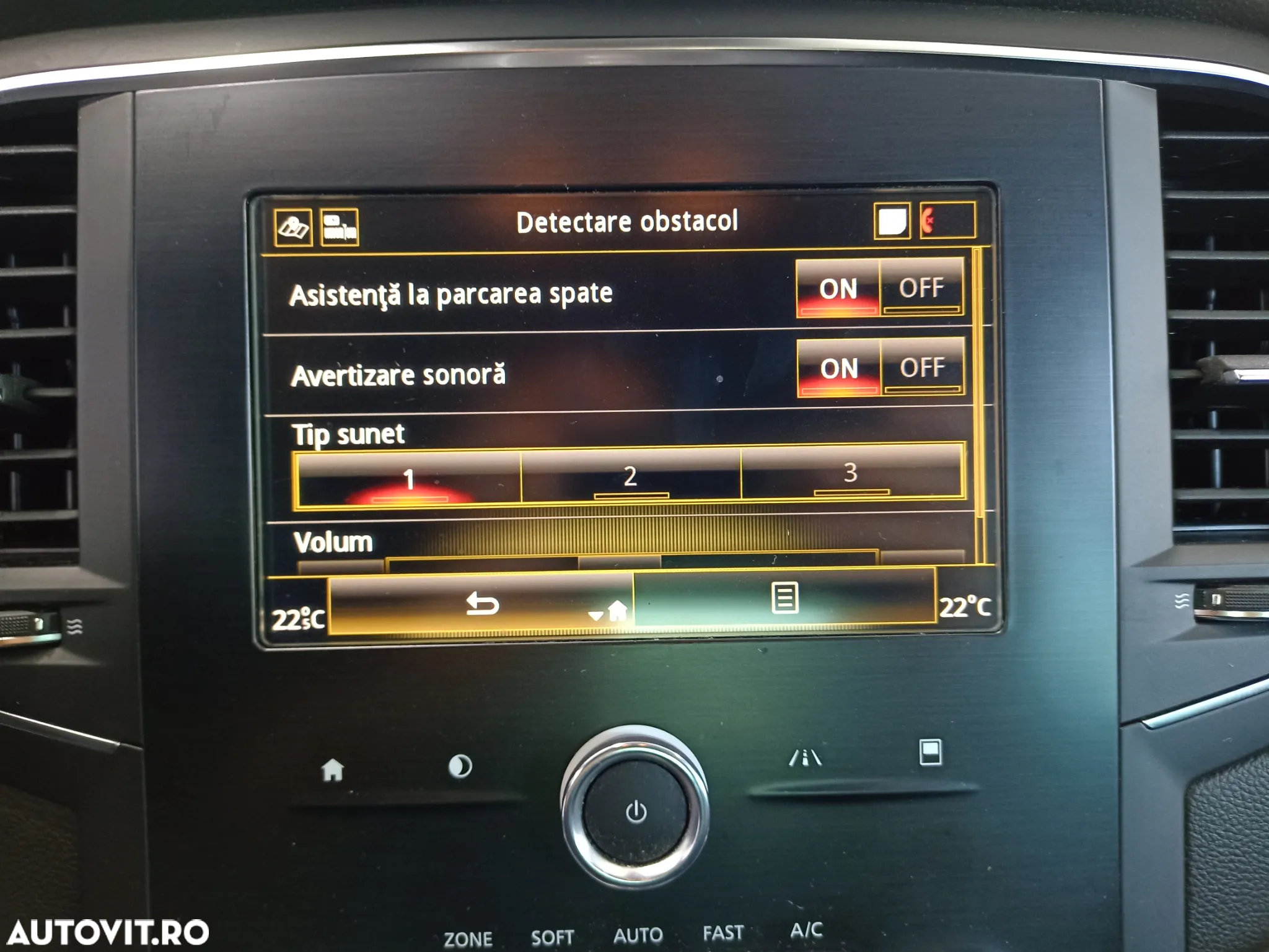 Renault Megane TCe 140 EDC GPF Zen - 22