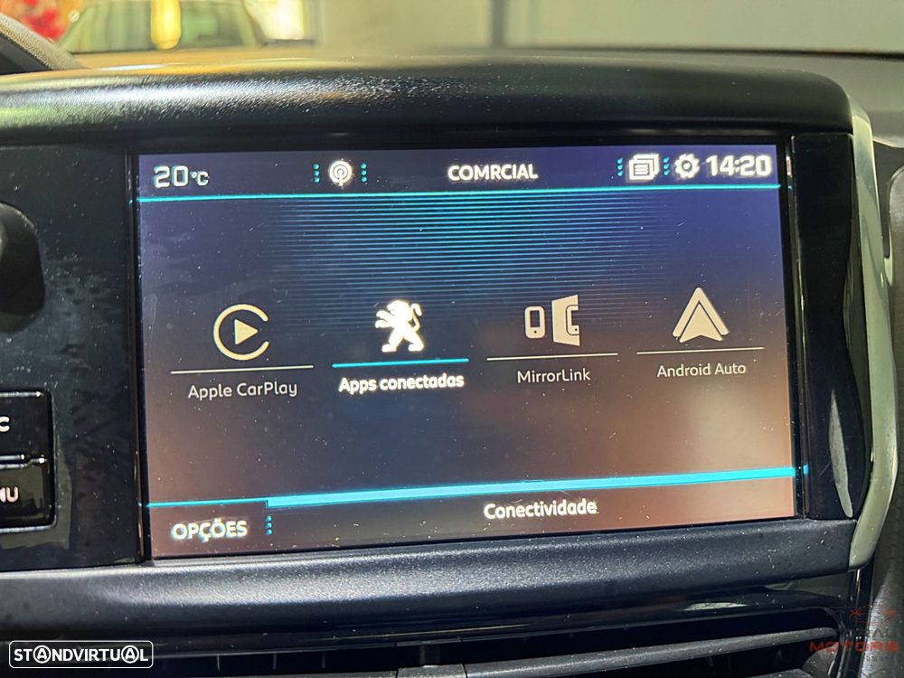 Peugeot 2008 PureTech 130 Allure - 32