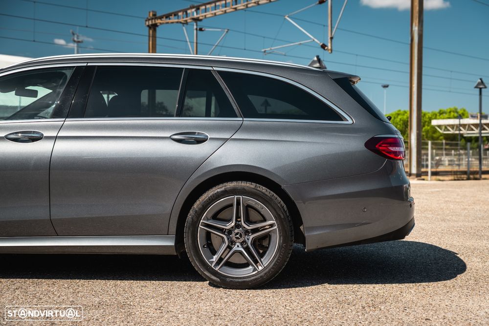 Mercedes-Benz E 300 de AMG Line - 4