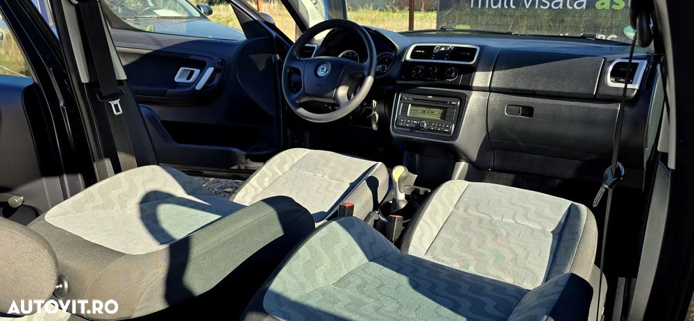 Skoda Roomster 1.4 Comfort - 14