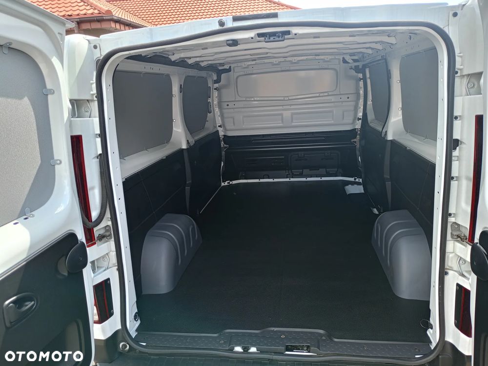 Renault Trafic - 8