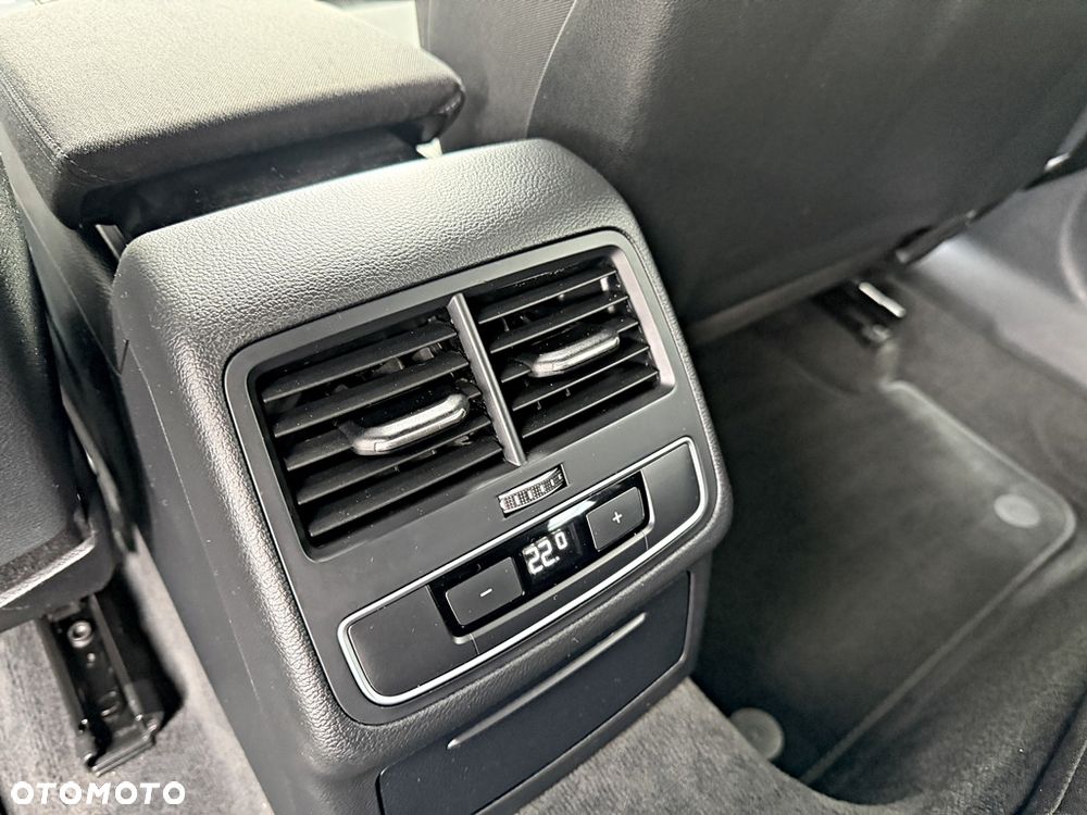 Audi A4 Avant 2.0 TDI S tronic sport - 24