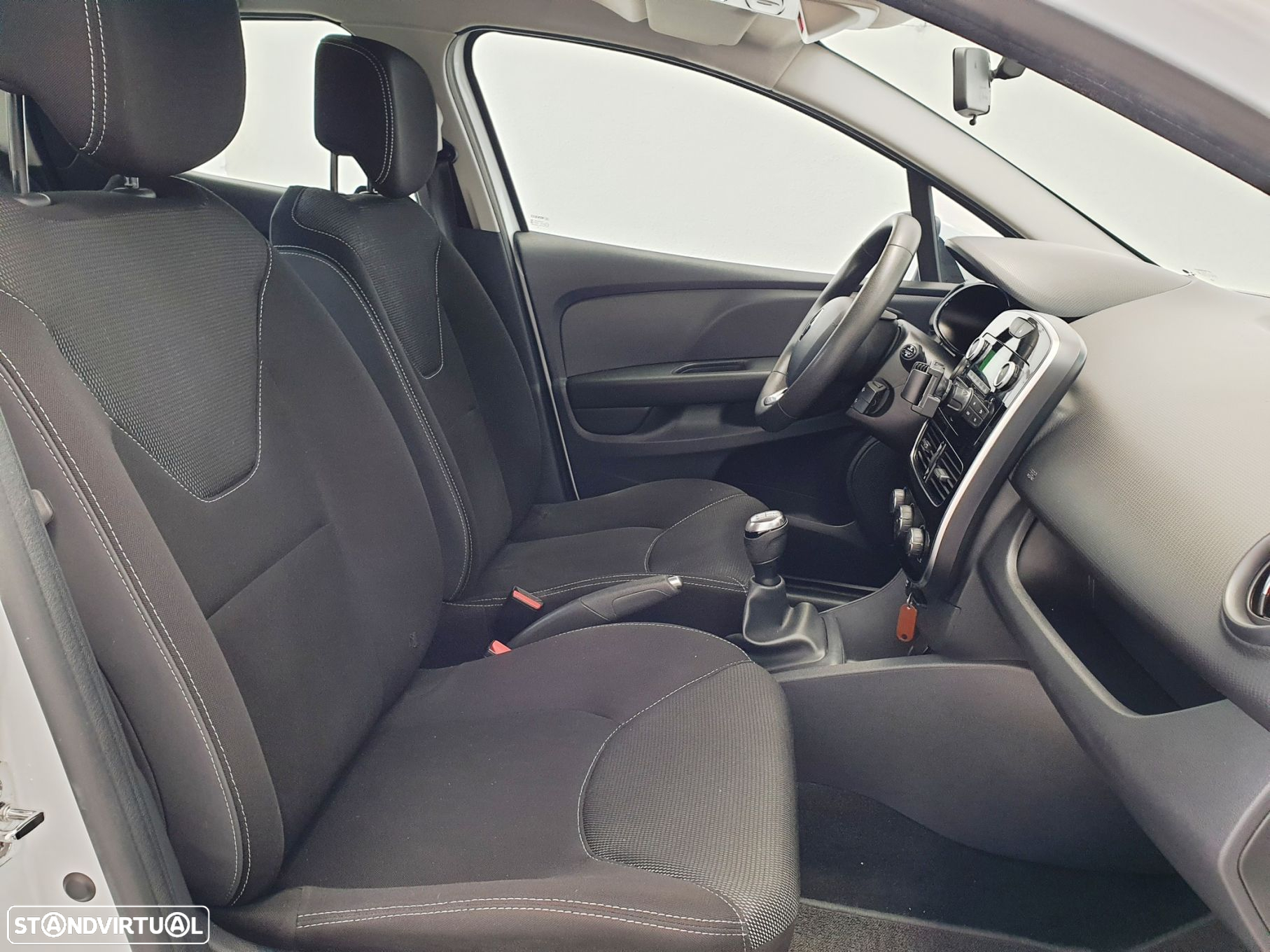 Renault Clio 1.5 dCi Zen - 22