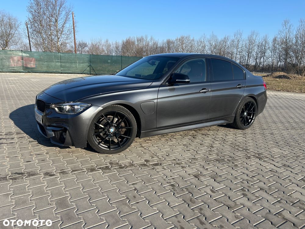BMW Seria 3 330e iPerformance M Sport Shadow - 4