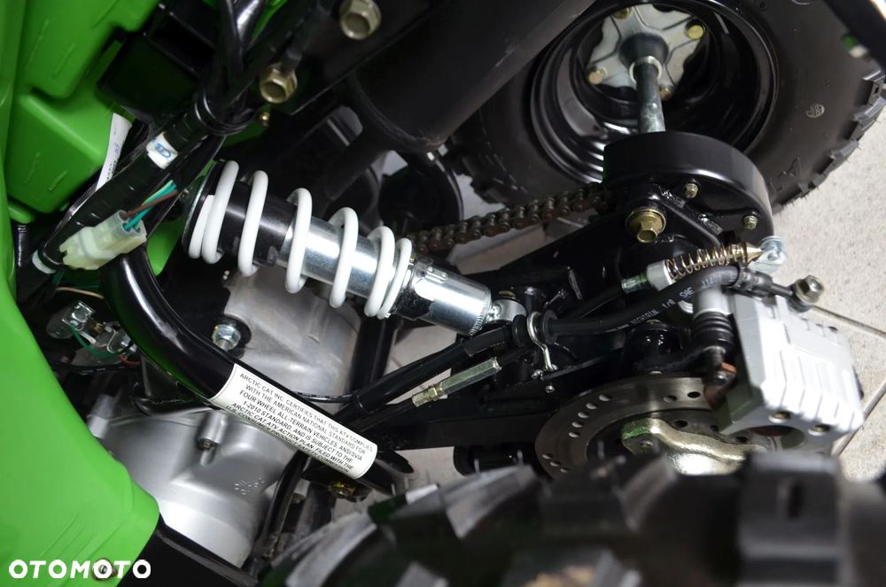 Arctic Cat Inny - 24