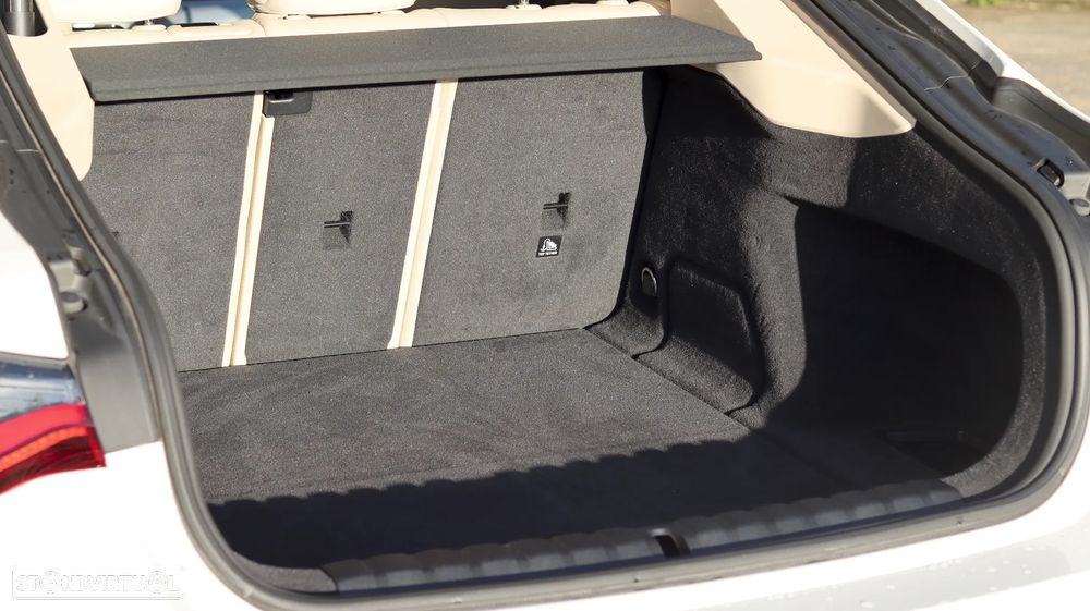 BMW i4 eDrive40 - 22