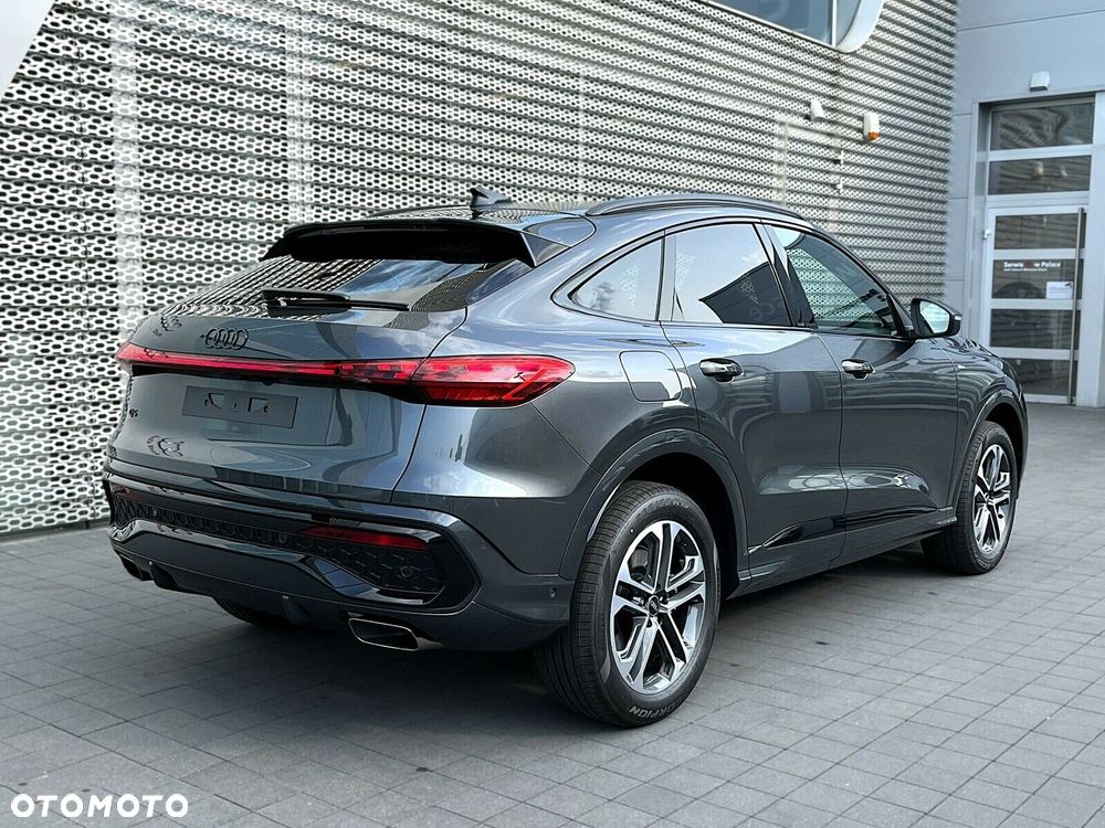 Audi Q5 Sportback - 8