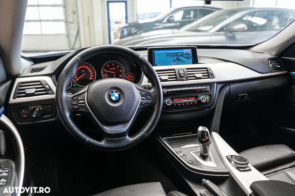 BMW Seria 3 320d Sport-Aut. - 26