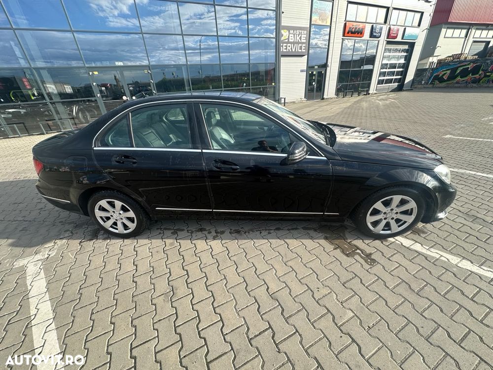 Mercedes-Benz C 250 d 4MATIC Aut. - 4