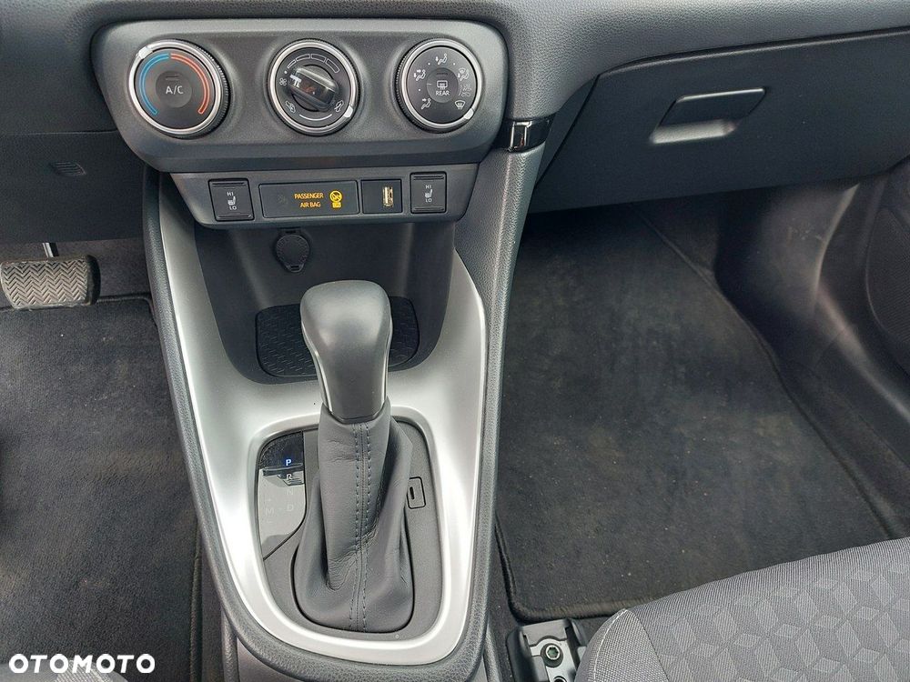 Toyota Yaris - 23