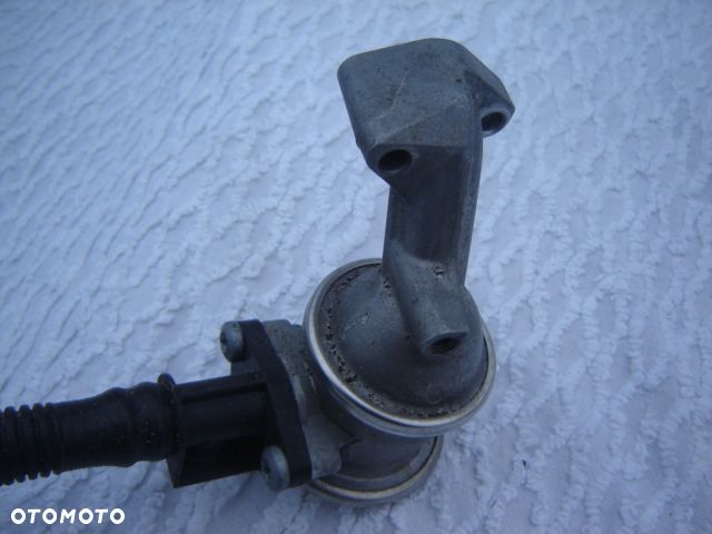 VW AUDI ZAWÓR KOMBINOWANY 06E131101 - 1