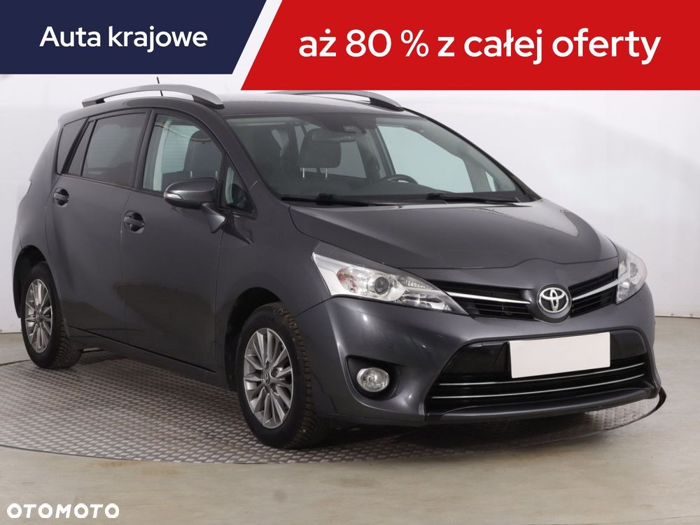 Toyota Verso - 3