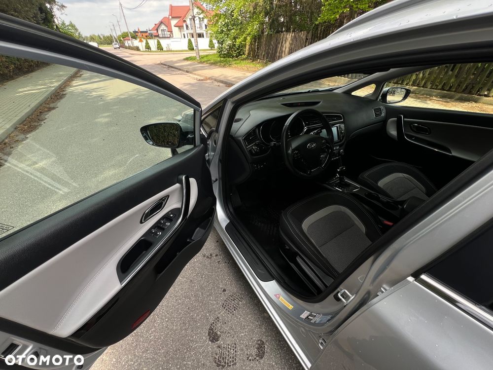 Kia Ceed 1.6 GDI DCT Platinum Edition - 13