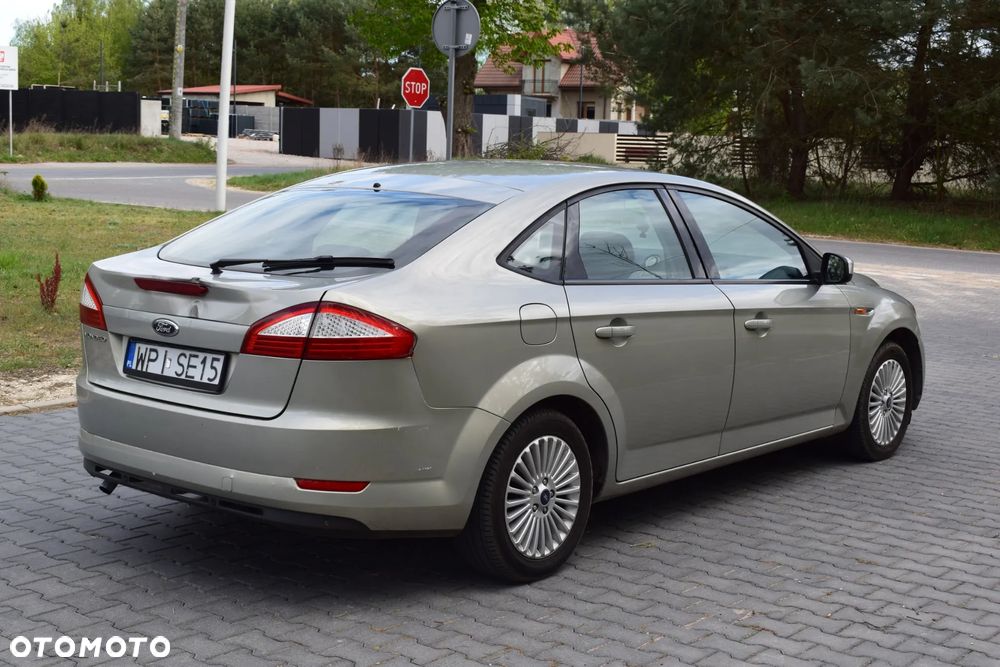 Ford Mondeo - 4