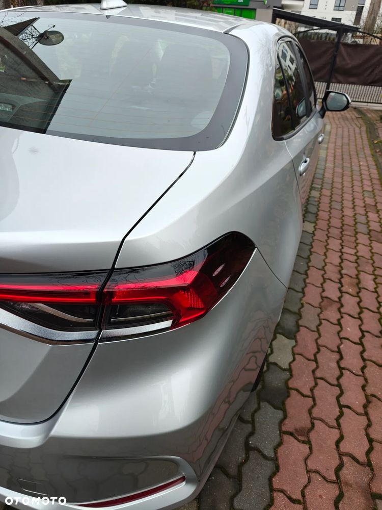 Toyota Corolla 1.6 Comfort - 11