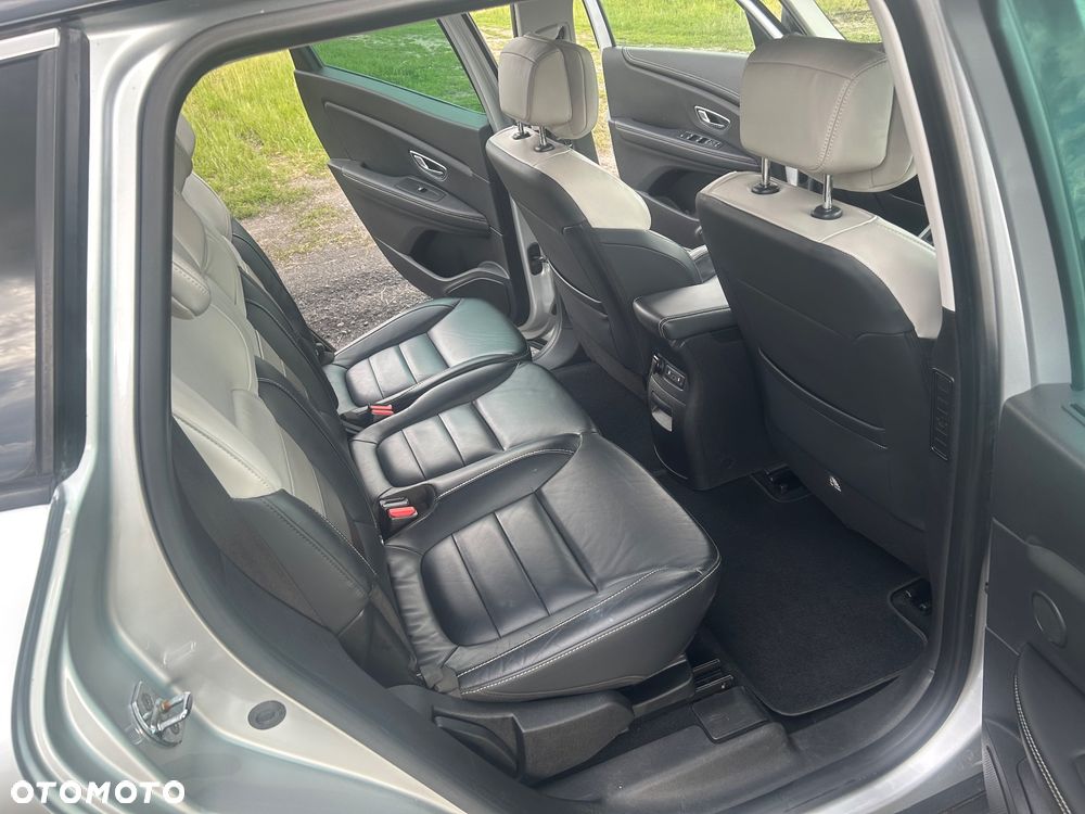 Renault Scenic - 12