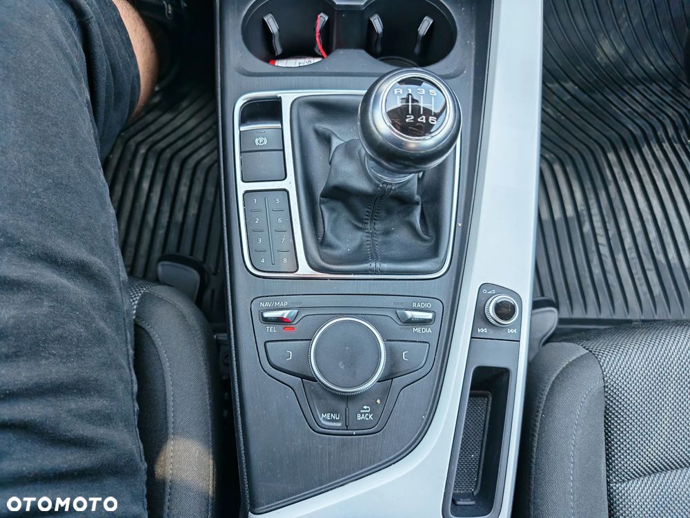 Audi A4 Avant 2.0 TDI - 20