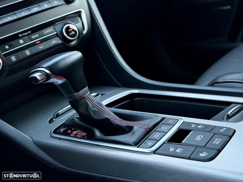 Kia Optima SW 1.7 CRDi GT Line 7DCT - 23