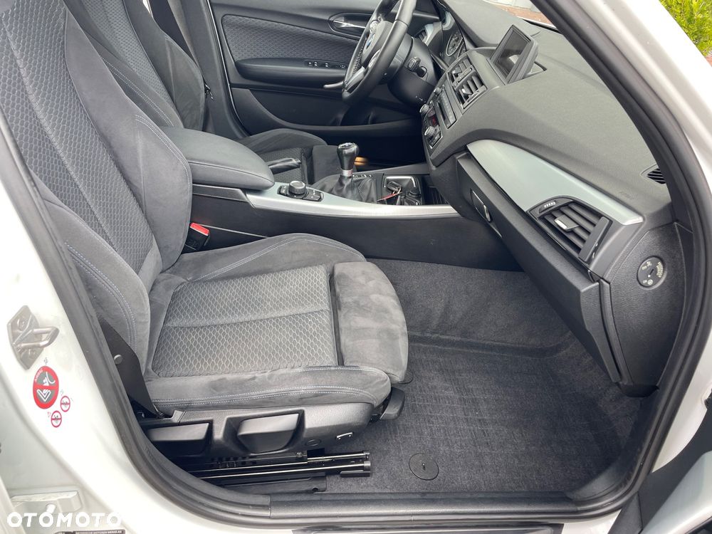 BMW Seria 1 118i M Sport - 24