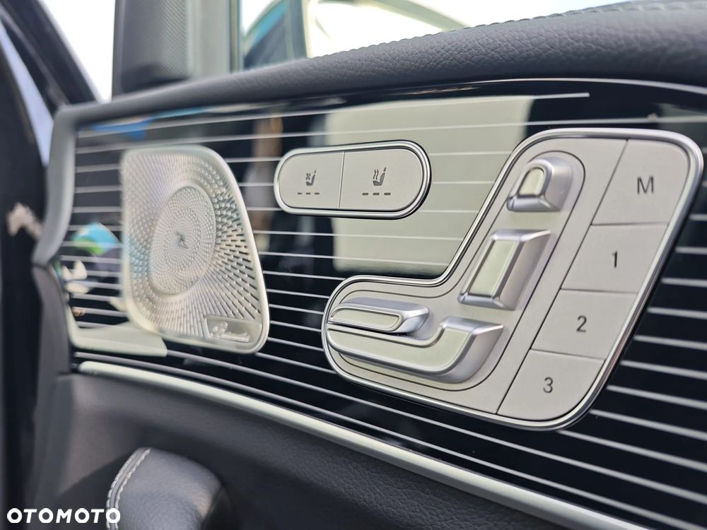 Mercedes-Benz GLS - 8