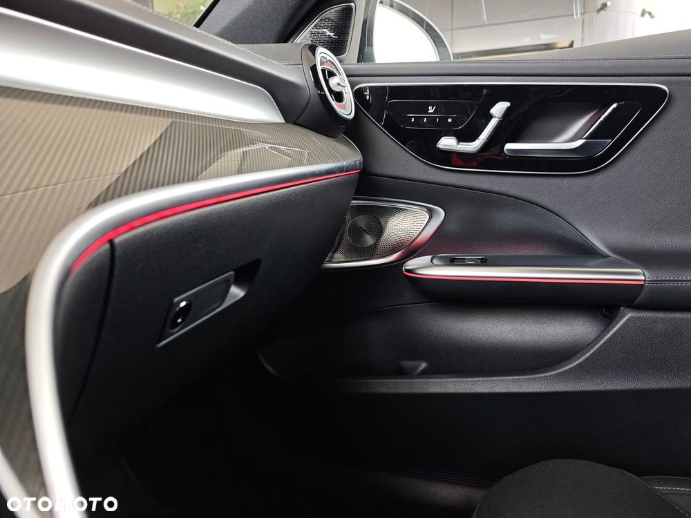 Mercedes-Benz Klasa C 220 d mHEV 4-Matic AMG - 28