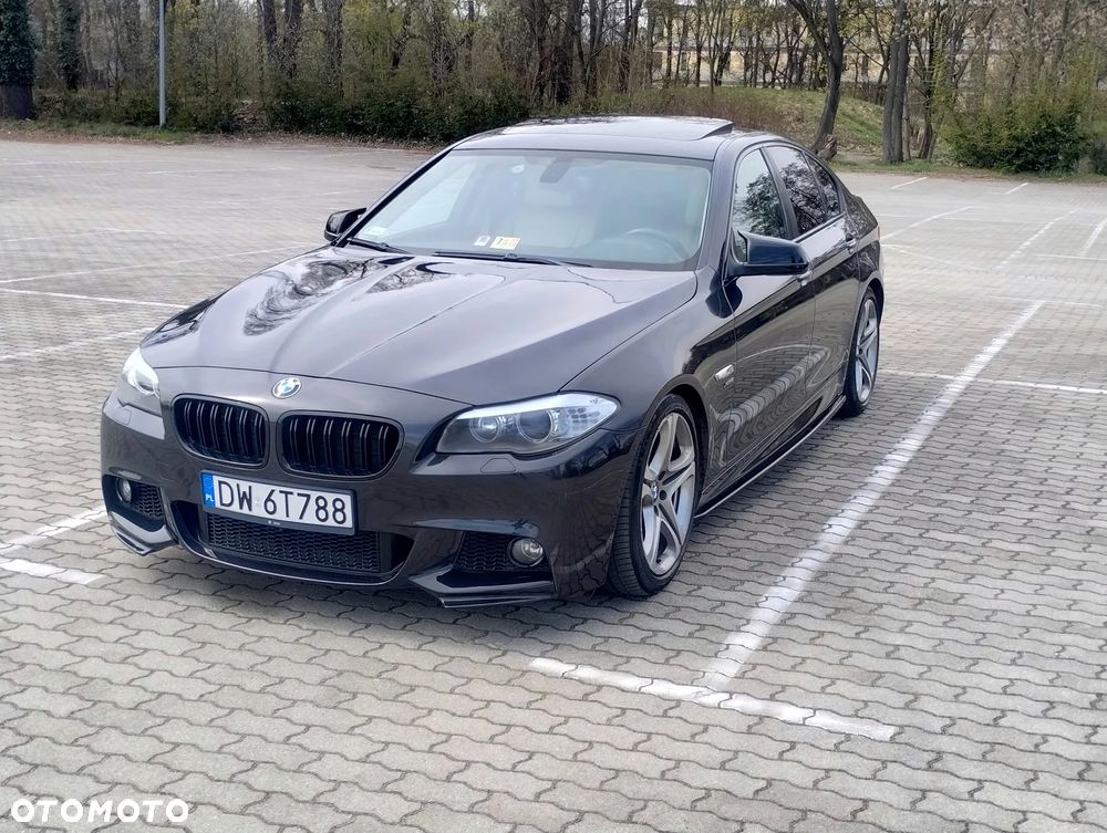 BMW Seria 5 528i xDrive Sport-Aut - 4