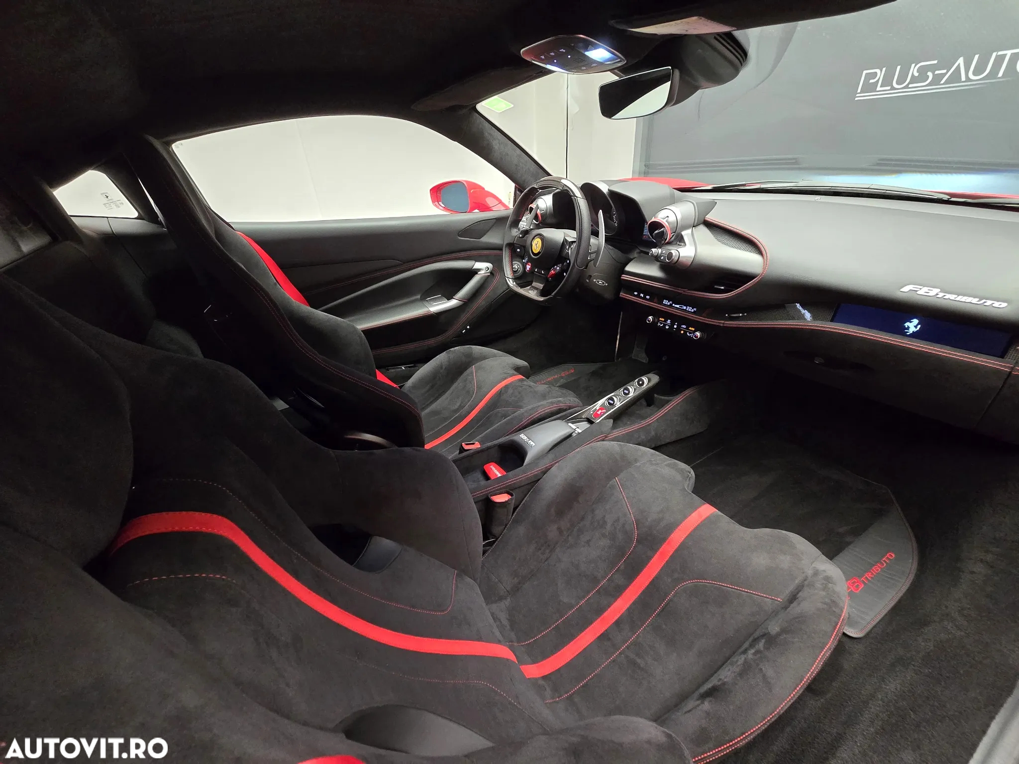 Ferrari F8 - 14