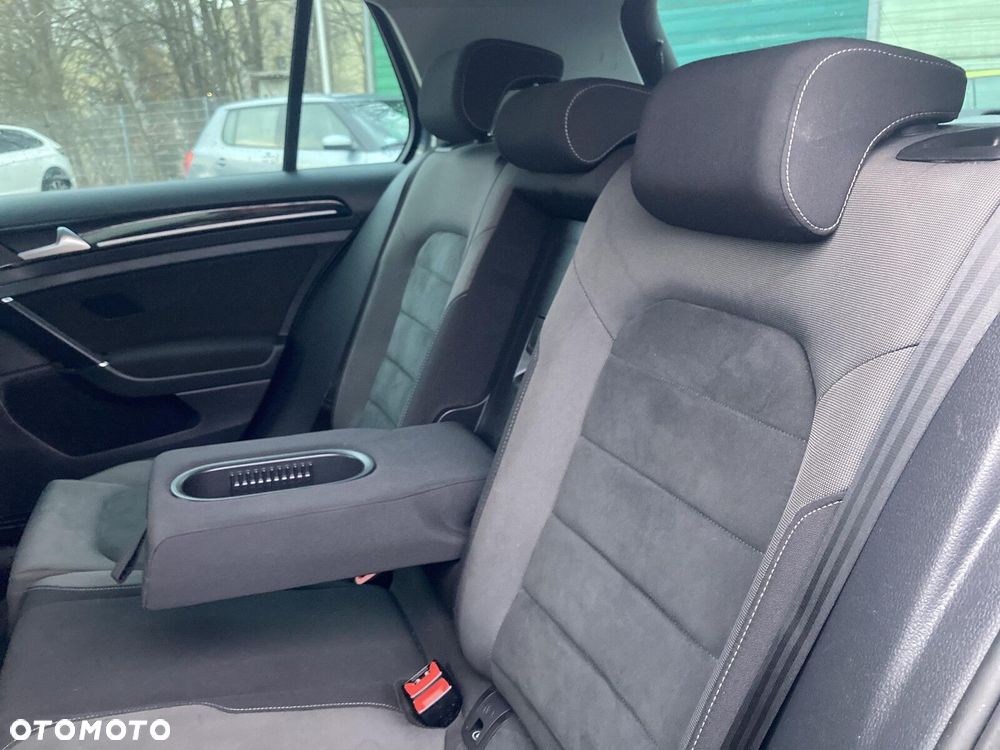 Volkswagen Golf 1.4 TSI BMT Highline - 15