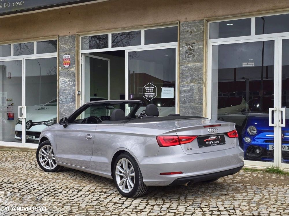 Audi A3 Cabrio 1.6 TDi Attraction - 11