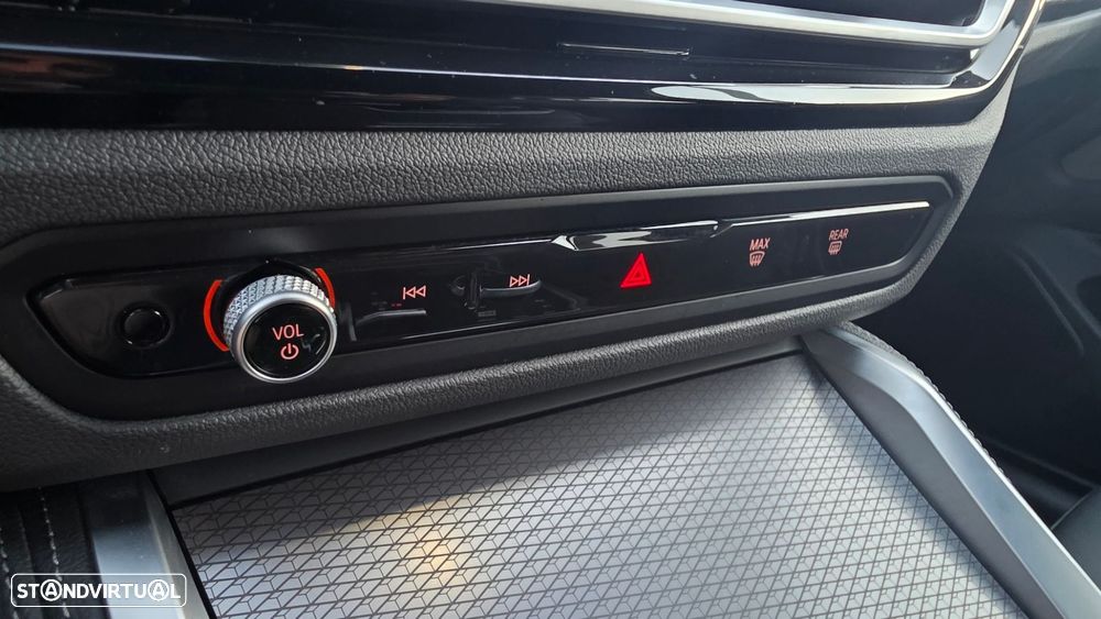 BMW i4 eDrive40 Pack Desportivo M - 41