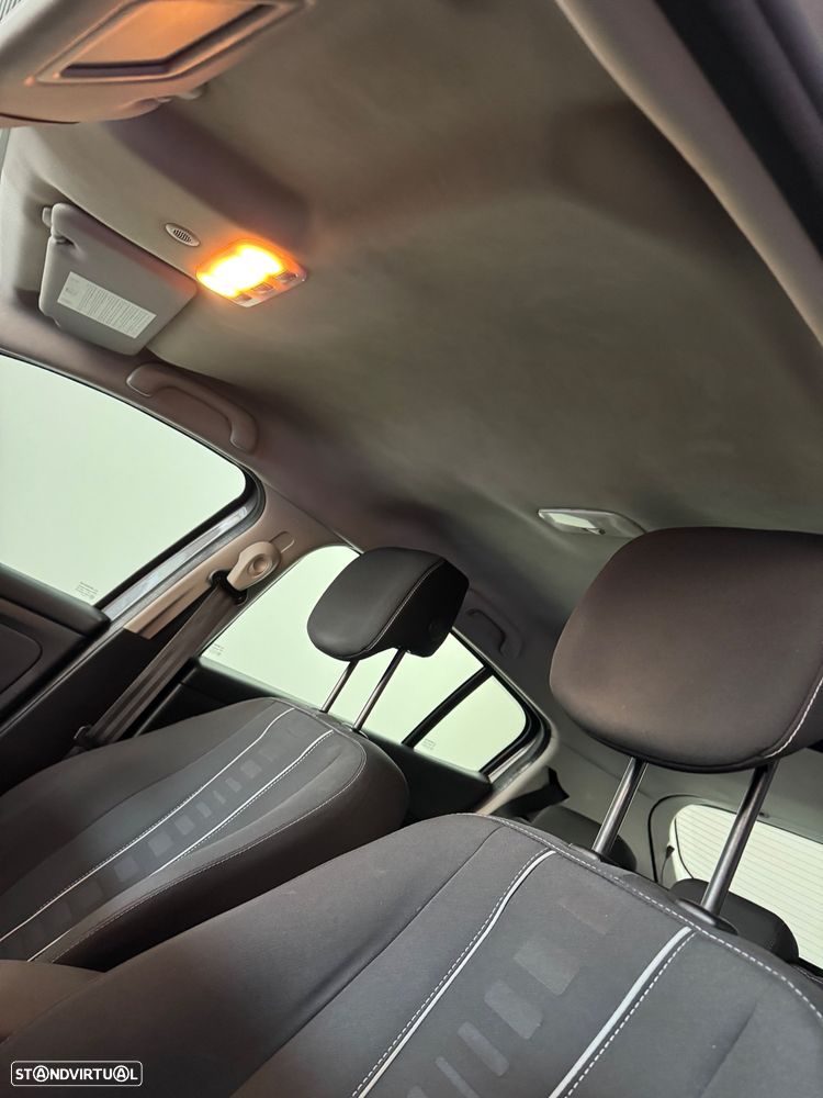 Renault Mégane 1.5 dCi Dynamique S - 23