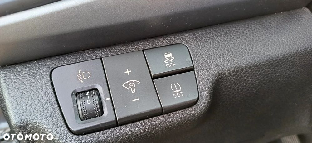 Kia Rio 1.2 M - 24