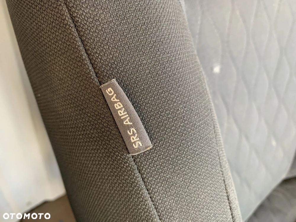 TOYOTA COROLLA CROSS FOTEL LEWY PRAWY KIEROWCA PASAŻER KANAPA PRZÓD TYŁ - 6