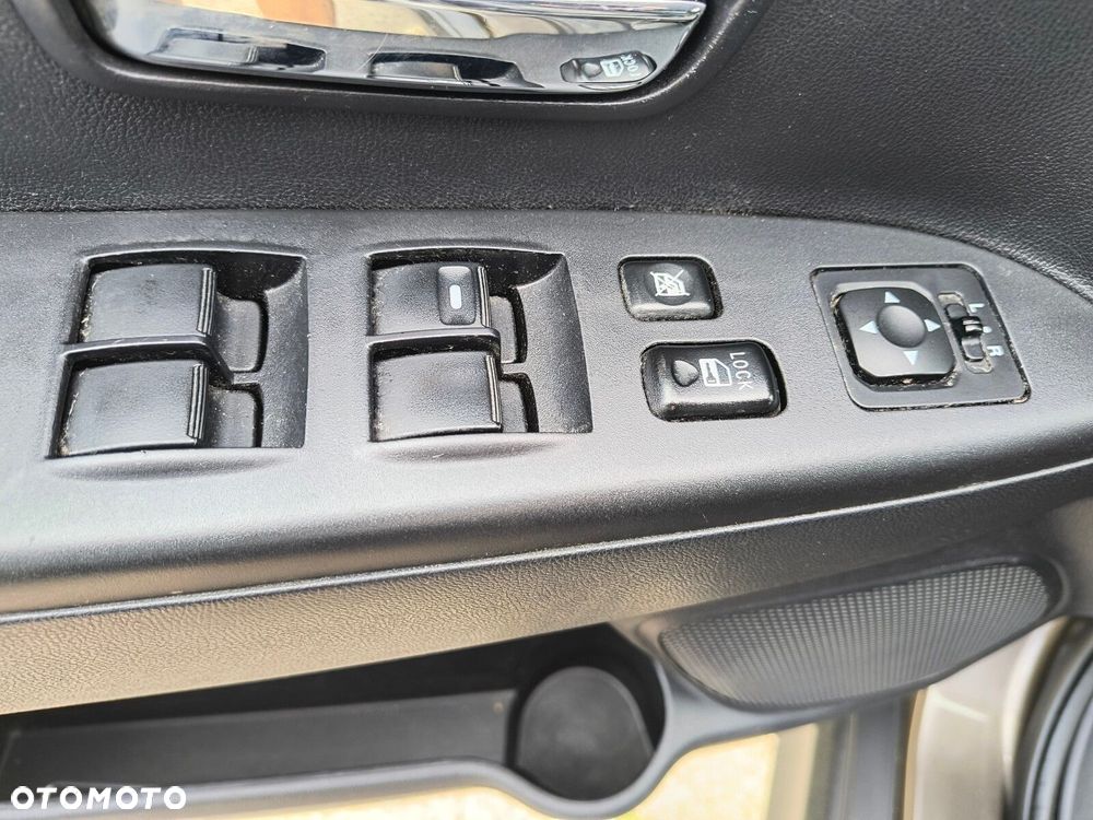 Mitsubishi ASX - 18
