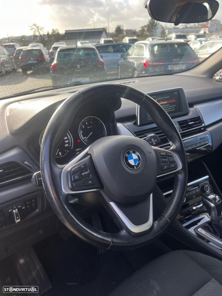 BMW 225xe Active Tourer Line Luxury - 11