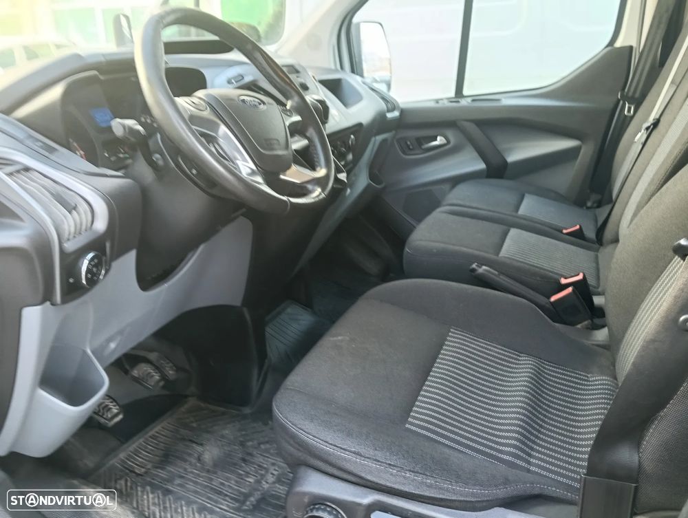 Ford Transit custom - 25