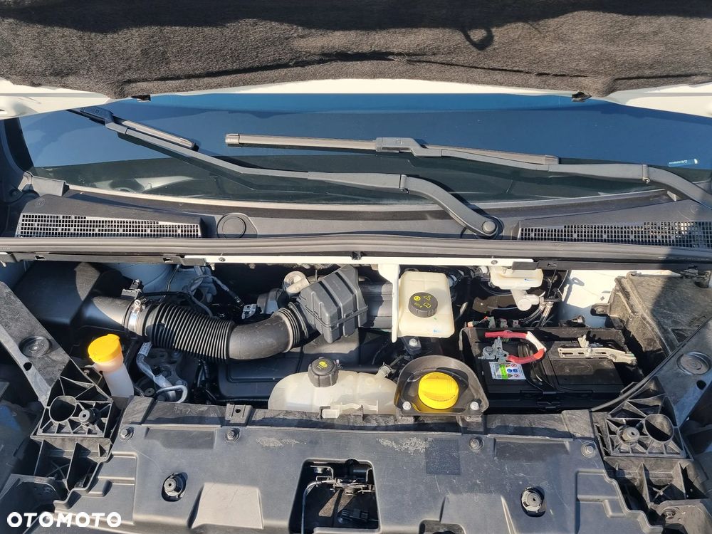 Renault Trafic - 18