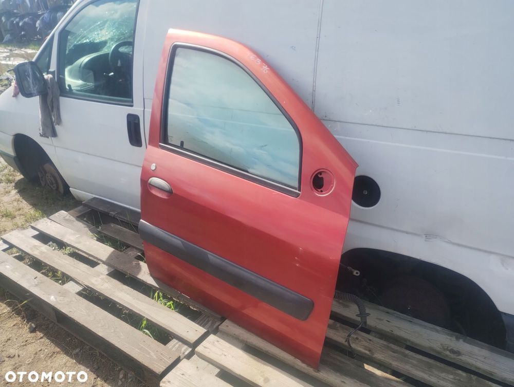 Drzwi Prawe Przód Dacia Logan Teb 76 - 4