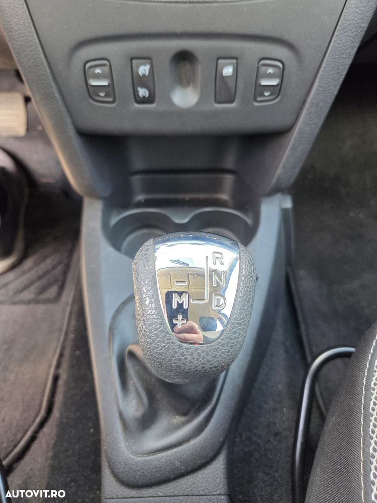 Dacia Logan Stepway 0.9 TCe Easy-R Prestige - 11