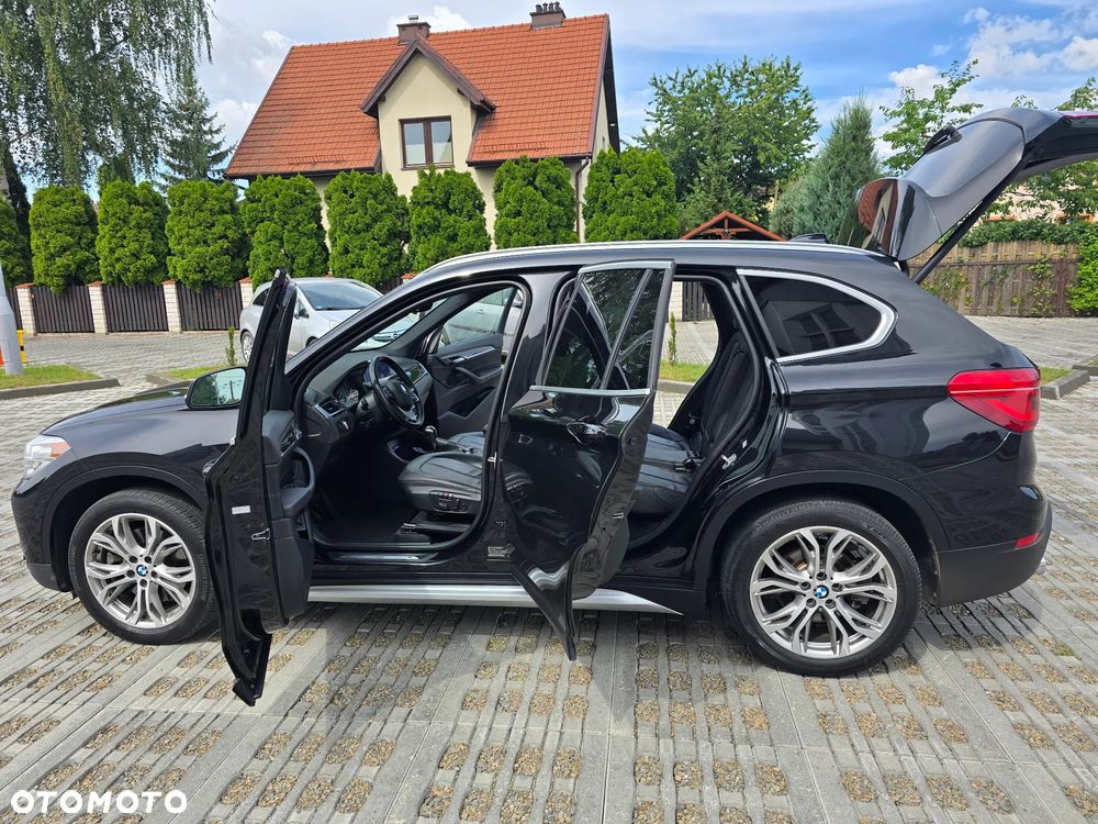BMW X1 xDrive25i Sport Line sport - 2