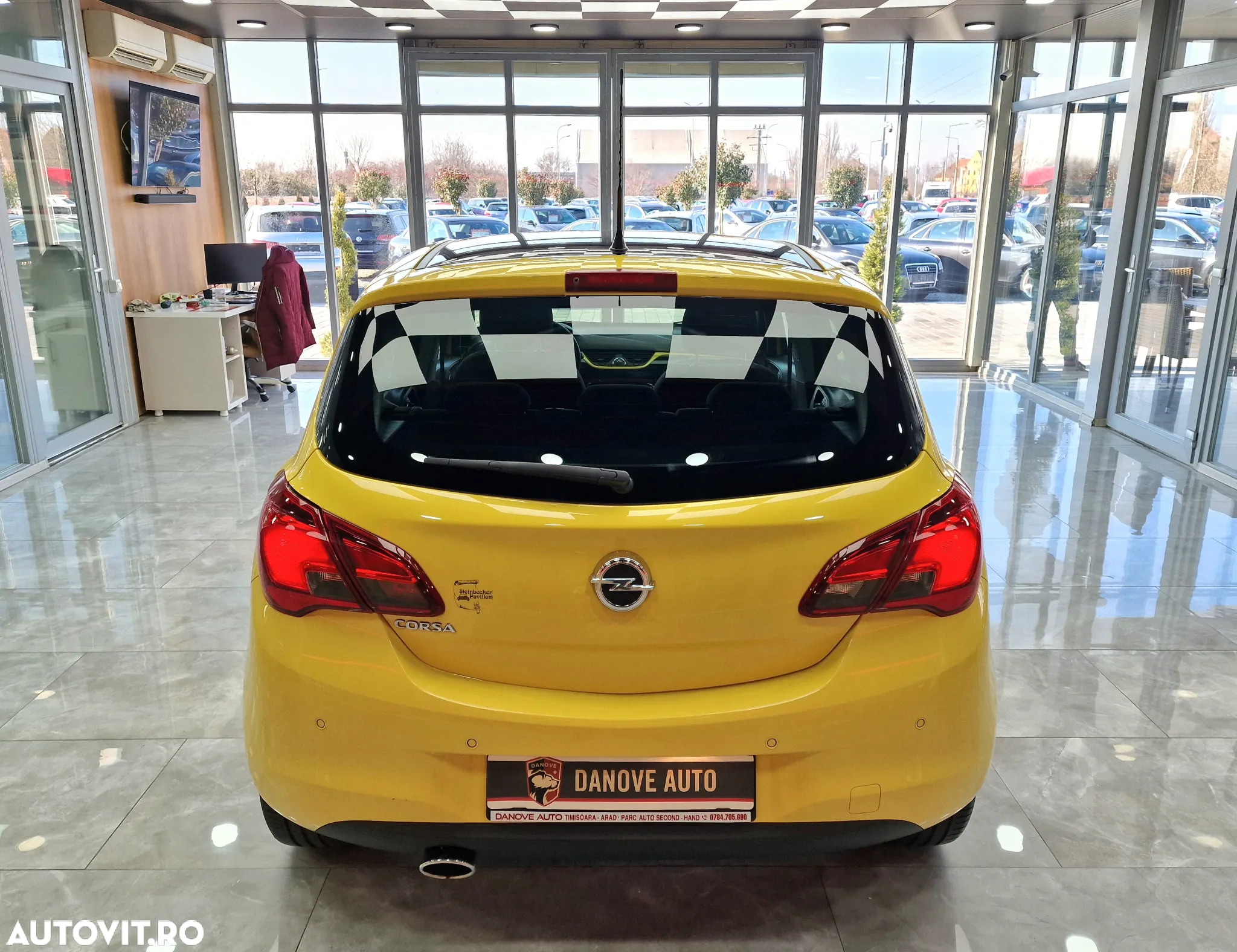 Opel Corsa 1.4 Color Edition - 11